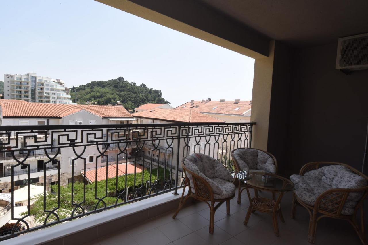 Апартаменти Apartamenti Enjoy Petrovac Екстер'єр фото