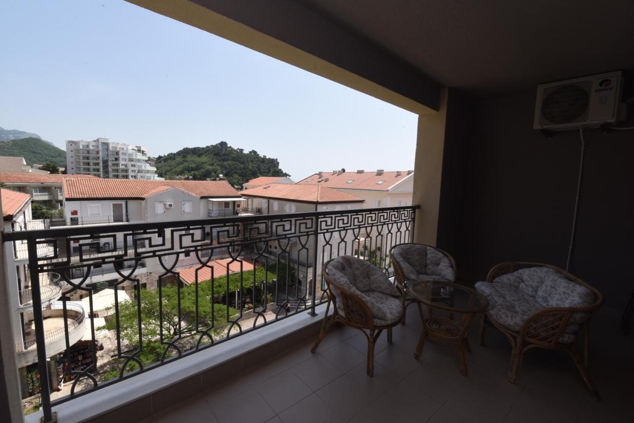 Апартаменти Apartamenti Enjoy Petrovac Екстер'єр фото